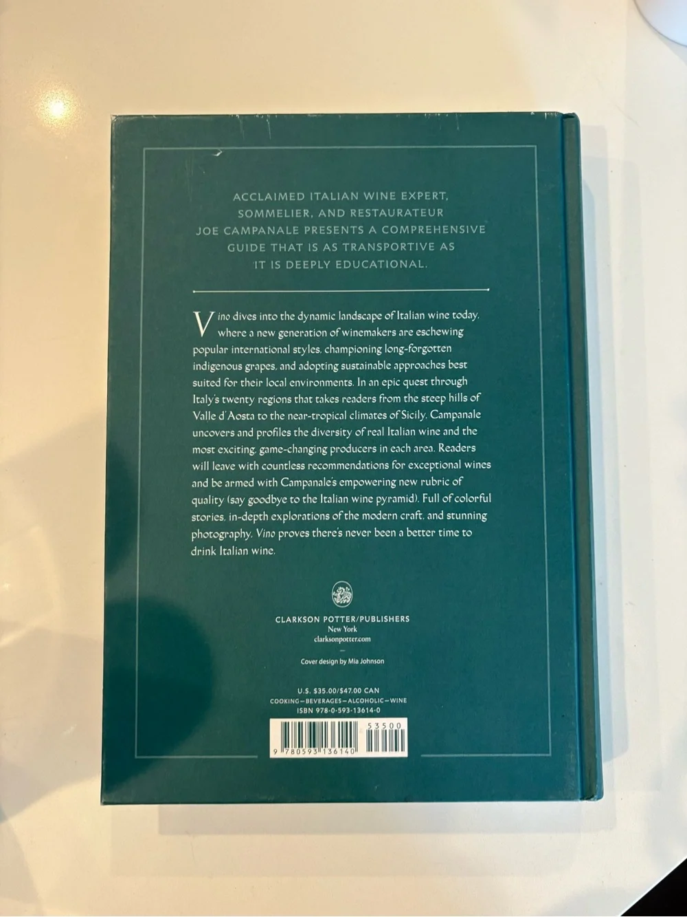 Vino: The Essential Guide to Real Italian Wine Coffee table Book